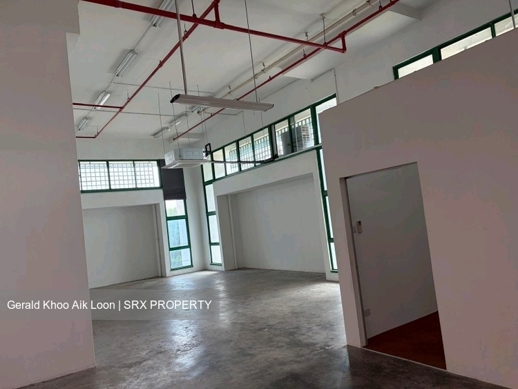 PANTECH BUSINESS HUB (D5), Factory #539208061